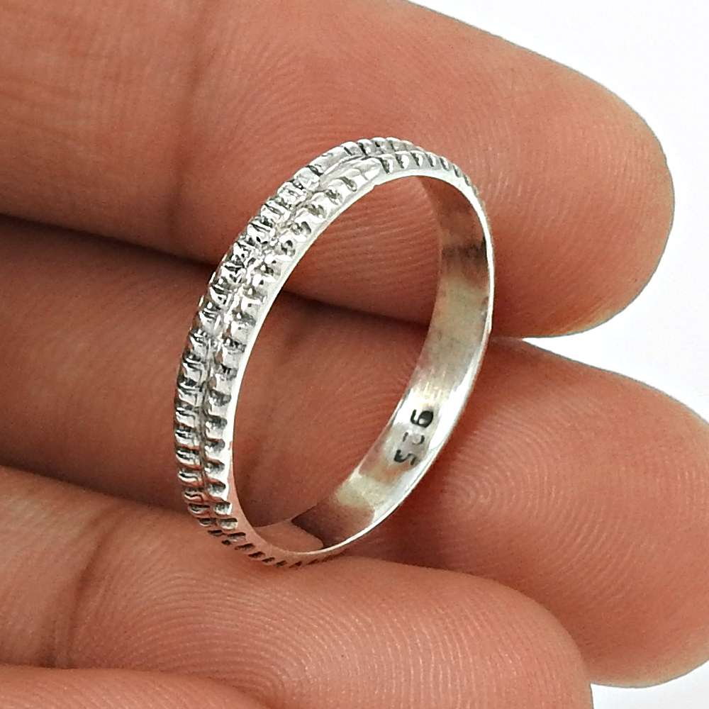 925 Sterling Silver Vintage Tribal Band Ring Size 5 34