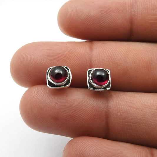 Gift For Her Garnet Gemstone Stud Earrings 925 Sterling Silver Jewelry M30