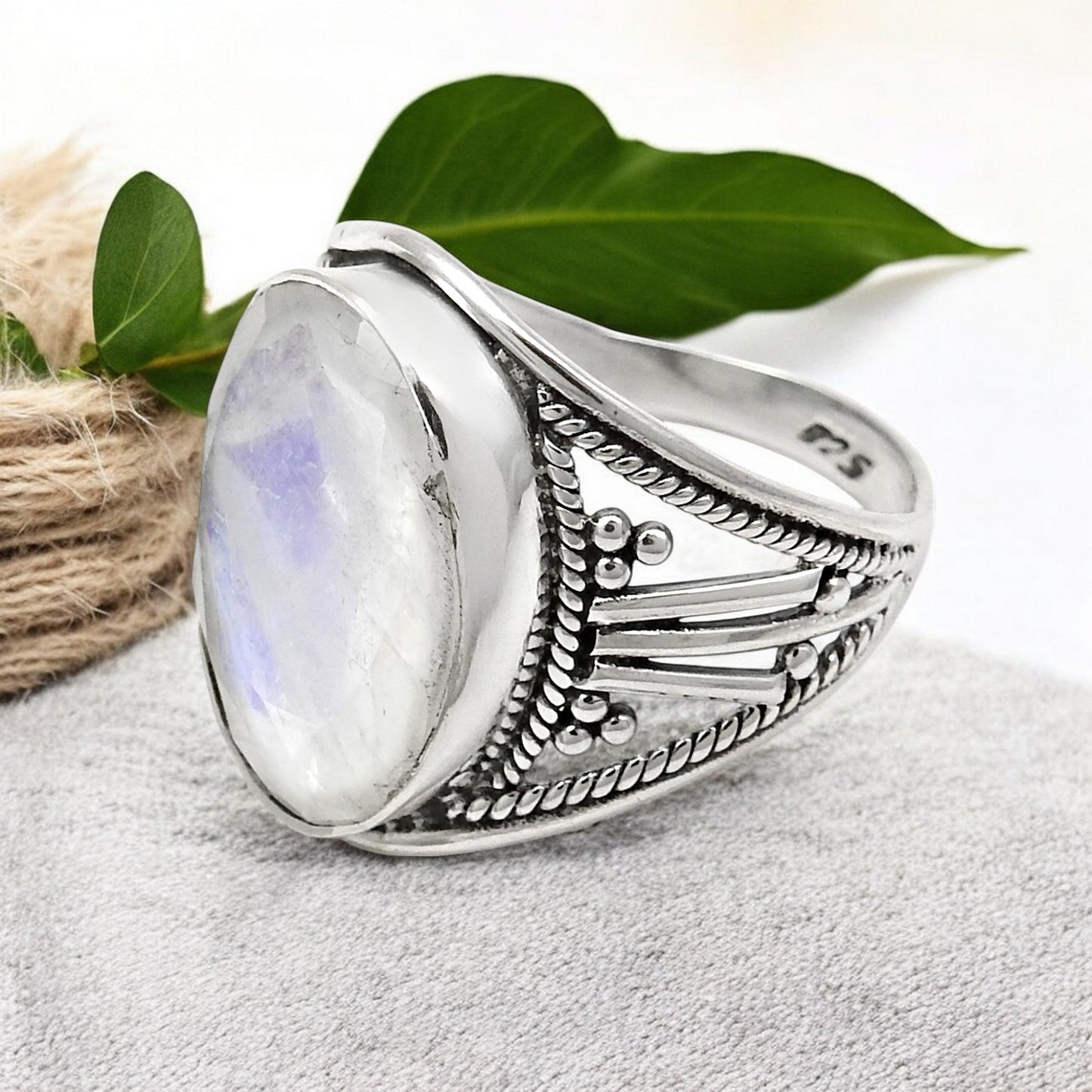 Rainbow Moonstone 925 Sterling Silver Boho Cocktail Ring Size 8.5