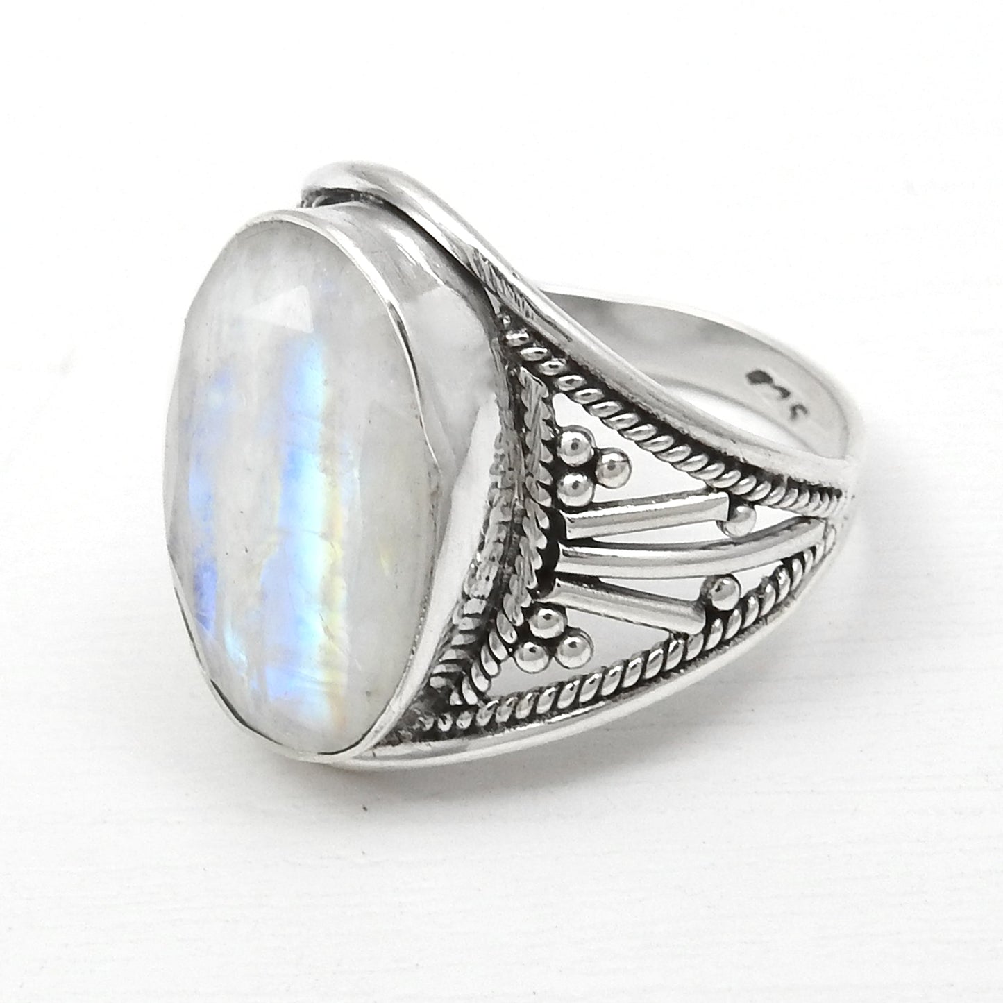 Natural Rainbow Moonstone Solid 925 Sterling Silver Band Ring Size 7.5