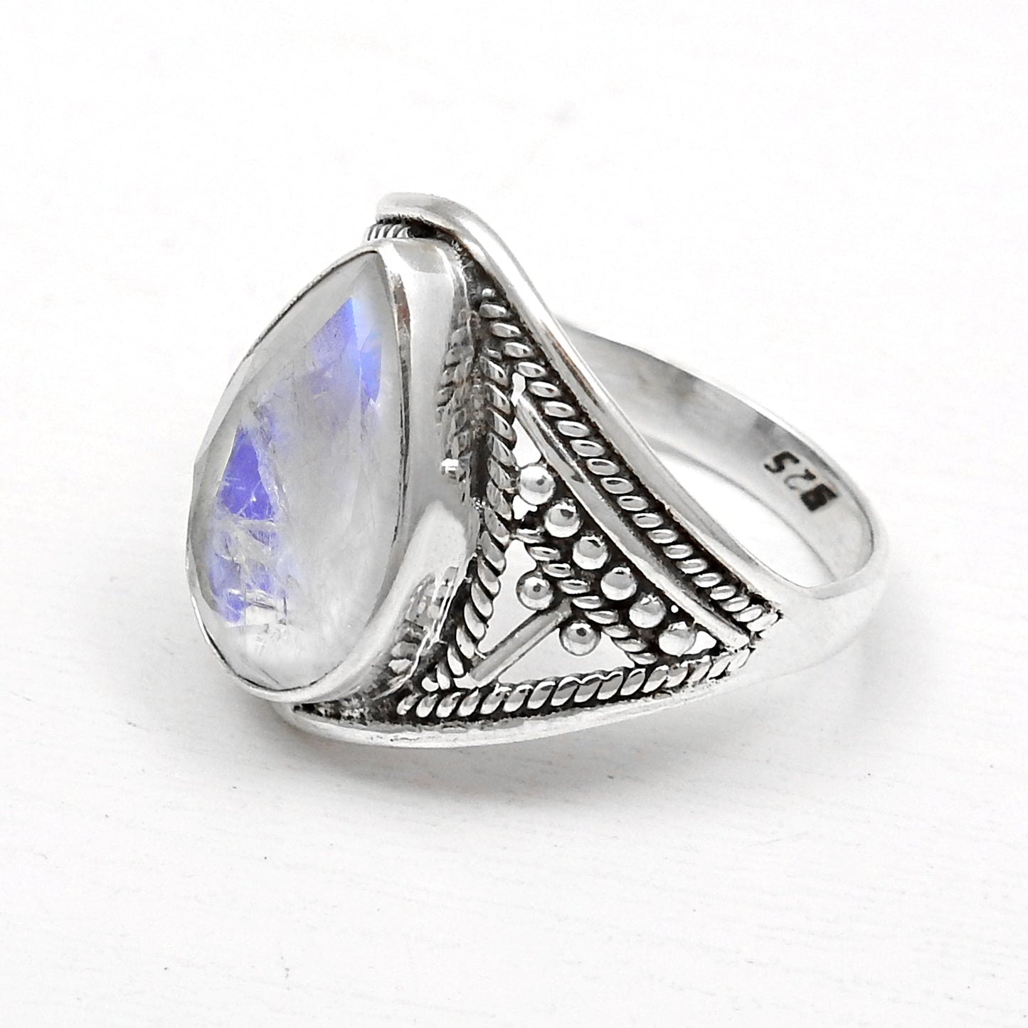 Rainbow Moonstone 925 Sterling Silver Band Ring Jewelry Size 7