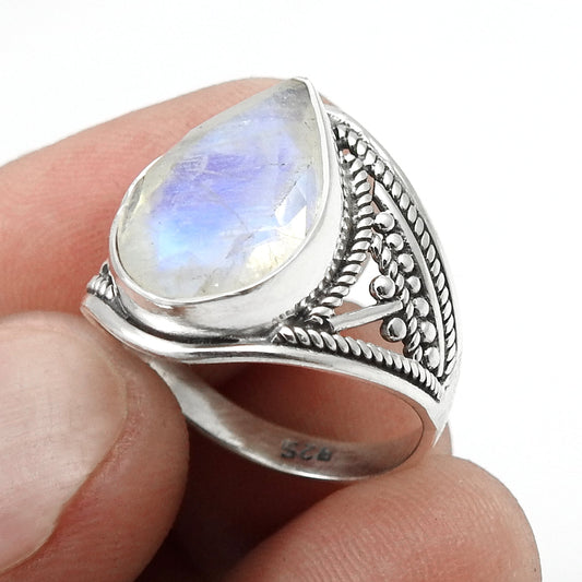 Crown Chakra Natural Rainbow Moonstone 925 Silver Ring Size 6.5