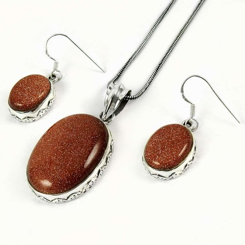 Excellent 925 Sterling Silver Brown Sunstone Gemstone Pendant and Earrings Set