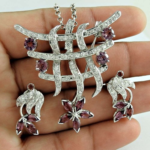 Awesome 925 Sterling Silver Ruby CZ Garnet Gemstone Earring and Pendant Set