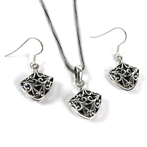Personable 925 Sterling Silver Pendant and Earrings Set Handmade Silver Jewellery