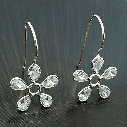 White CZ Gemstone Earring 925 Sterling Silver Vintage Jewelry G80