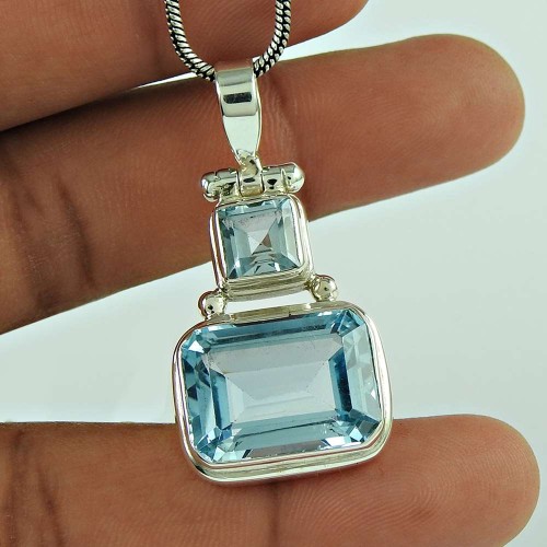 Personable 925 Sterling Silver Blue Topaz Gemstone Pendant Jewellery