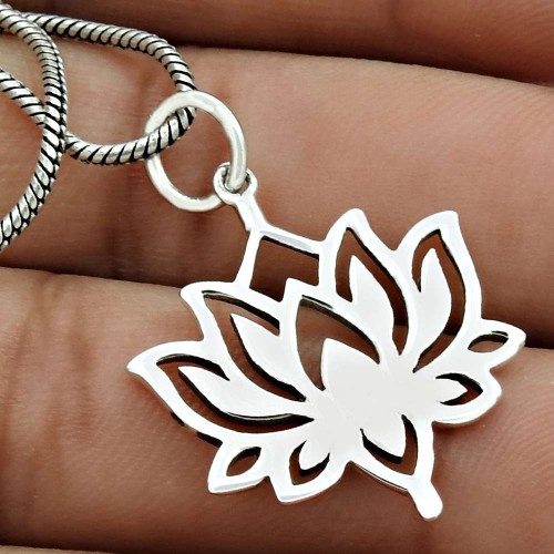 Flower Pendant Solid 925 Sterling Silver Vintage Jewelry TG33
