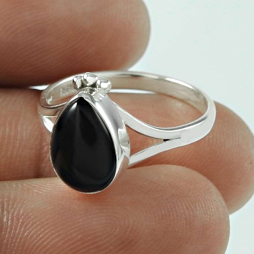 Lady Elegance! 925 Silver Black Onyx Ring