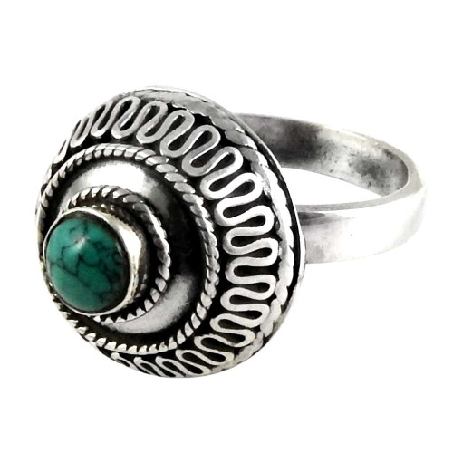 Beautiful Design!! 925 Silver Turquoise Ring