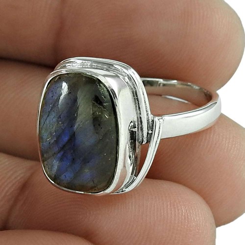Enjoyable 925 Sterling Silver Labradorite Gemstone Ring