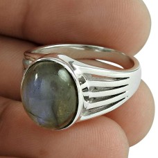 Pleasing 925 Sterling Silver Labradorite Gemstone Ring