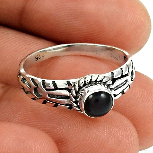 Black Onyx Gemstone Ring 925 Sterling Silver Vintage Look Jewelry PH67