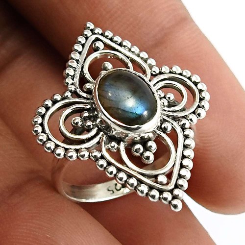 Oval Shape Labradorite Gemstone Ring Size 5.5 925 Sterling Silver Jewelry A20