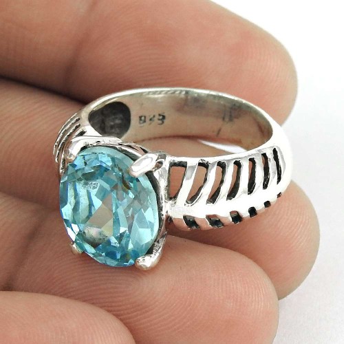 Good Looking ! Blue Topaz Gemstone 925 Sterling Silver Ring