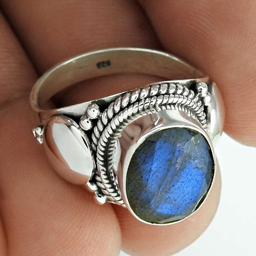 Gorgeous!! 925 Sterling Silver Blue Labradorite Ring