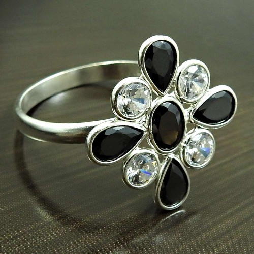 Black CZ White CZ Gemstone Ring 925 Sterling Silver Traditional Jewelry R70