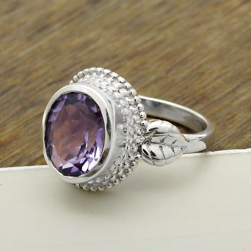 Amethyst Gemstone Jewelry 925 Fine Sterling Silver Ring Size 9 M43