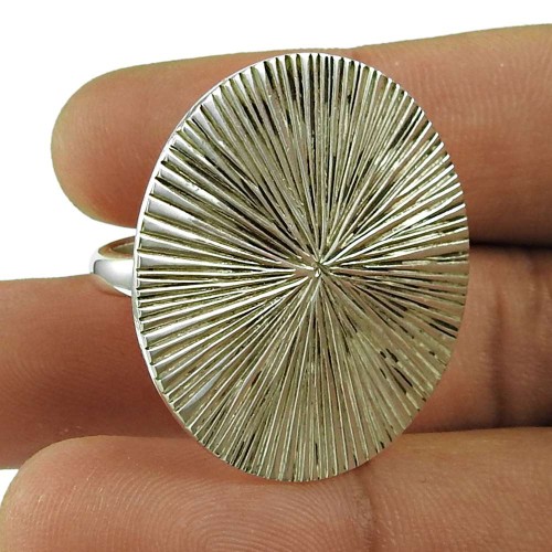 Charming Sterling Silver Ring 925 Silver Vintage Jewellery