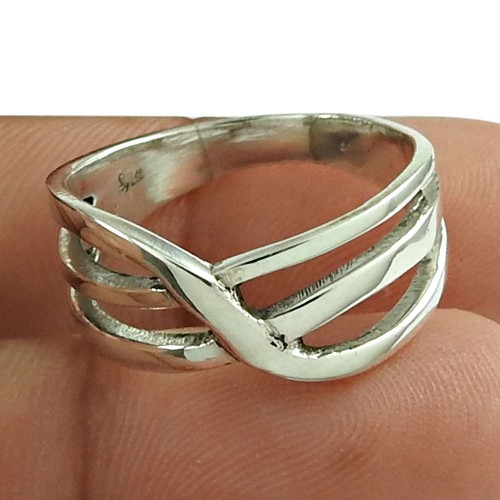 Dainty Sterling Silver Ring 925 Silver Vintage Jewellery