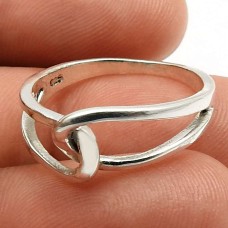 925 Sterling Silver HANDMADE Jewelry Ring Size 7 D24